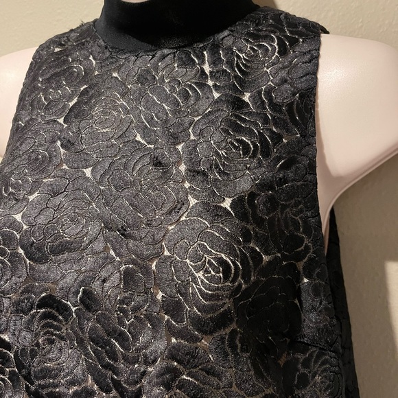A.L.C. Lace Overlay Top 4 - Picture 11 of 11